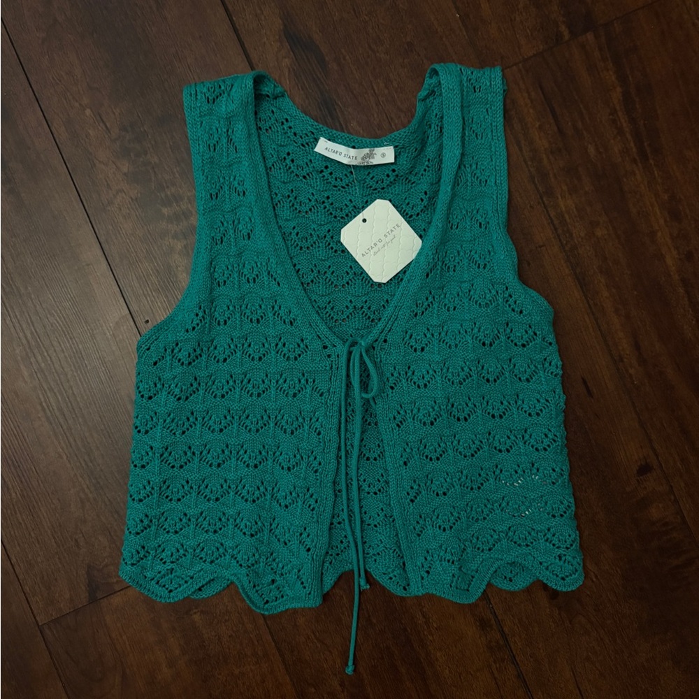 Altar'd State Kelly Green Crocheted Tie Top